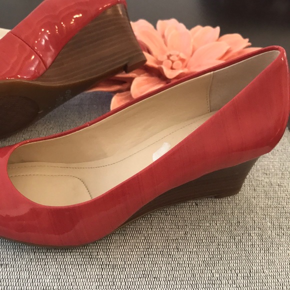 Calvin Klein Wedge Pumps - Picture 2 of 3